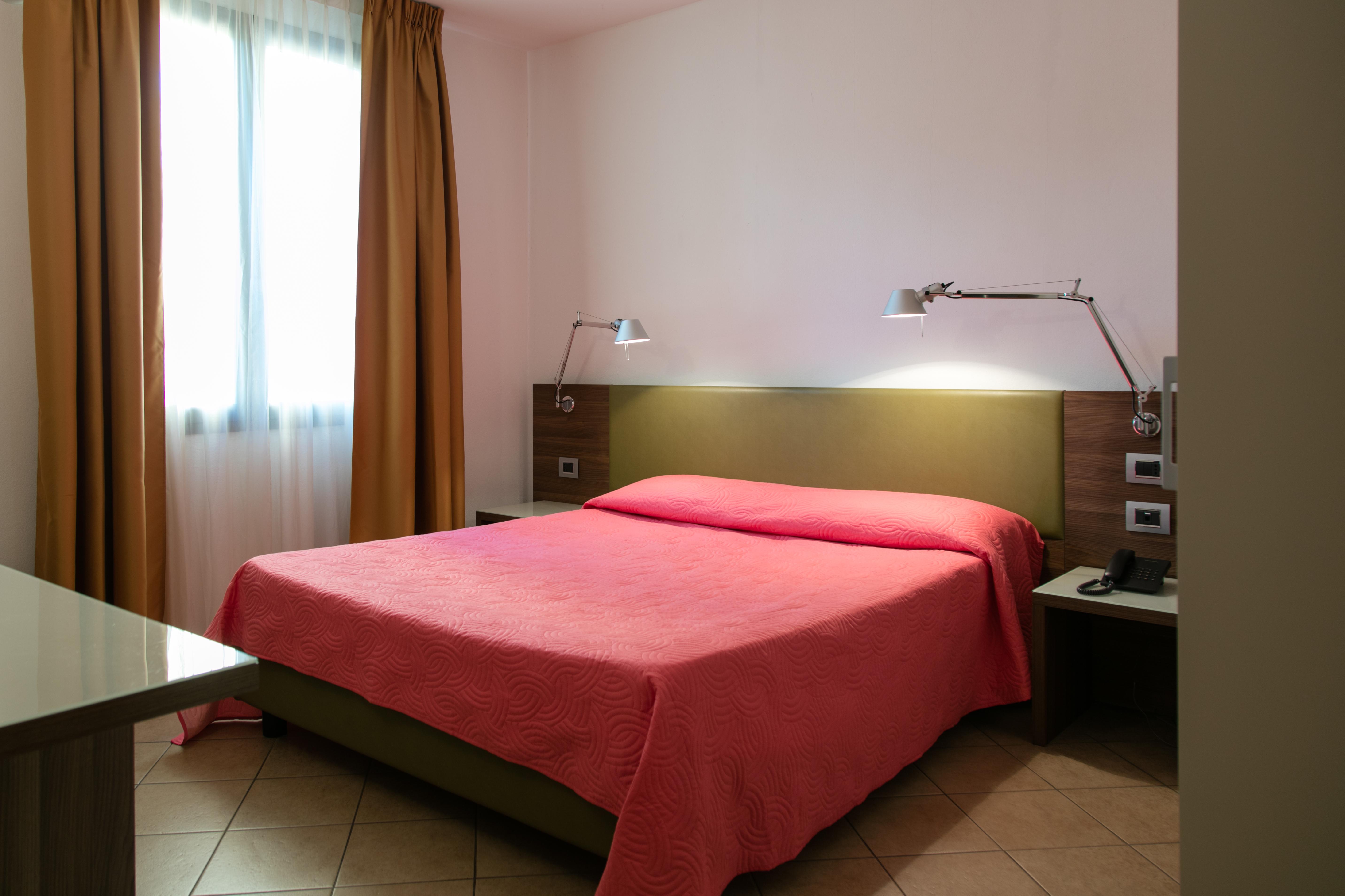 Hotel Del Parco Vigevano Exterior photo