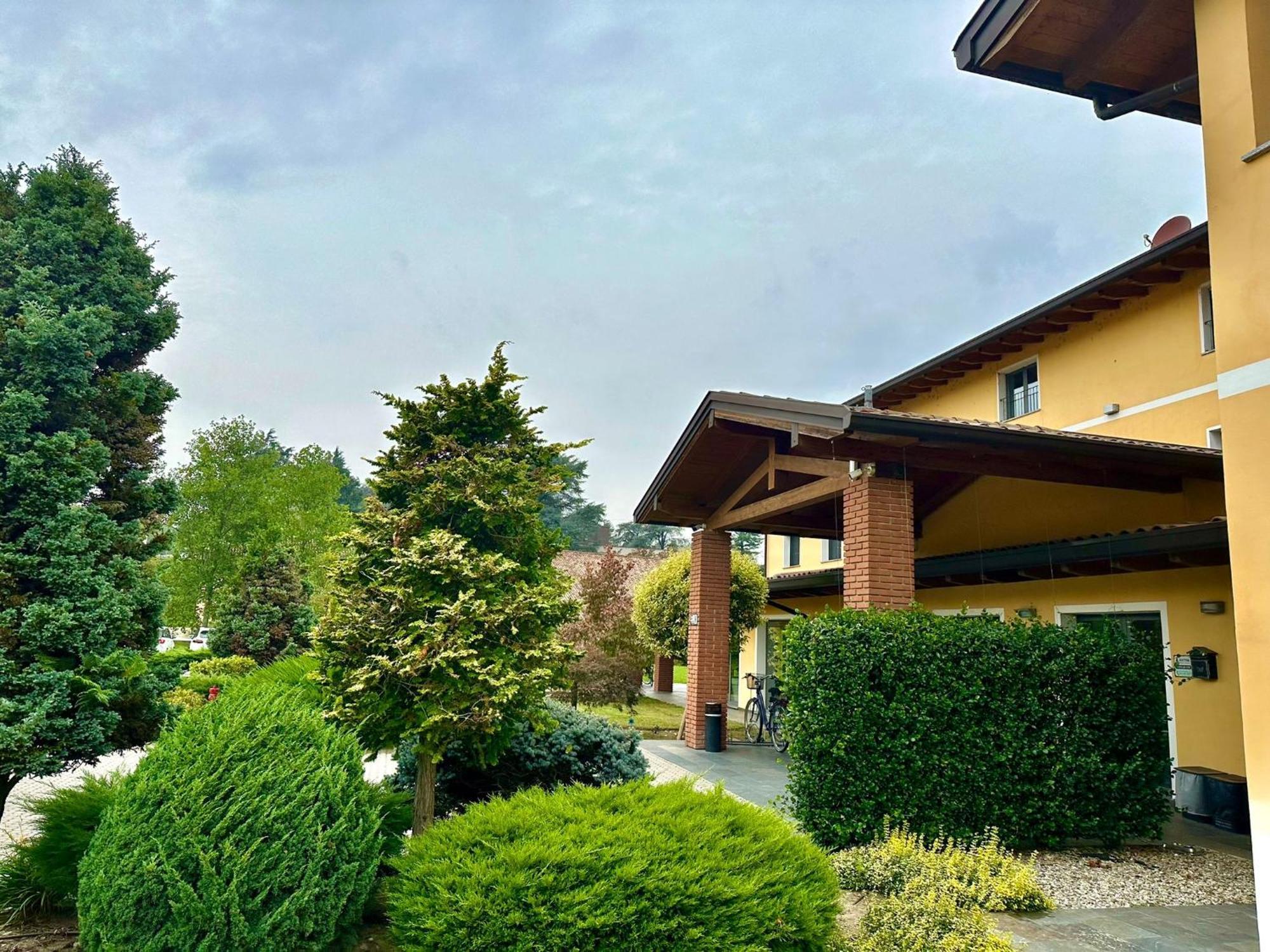 Hotel Del Parco Vigevano Exterior photo